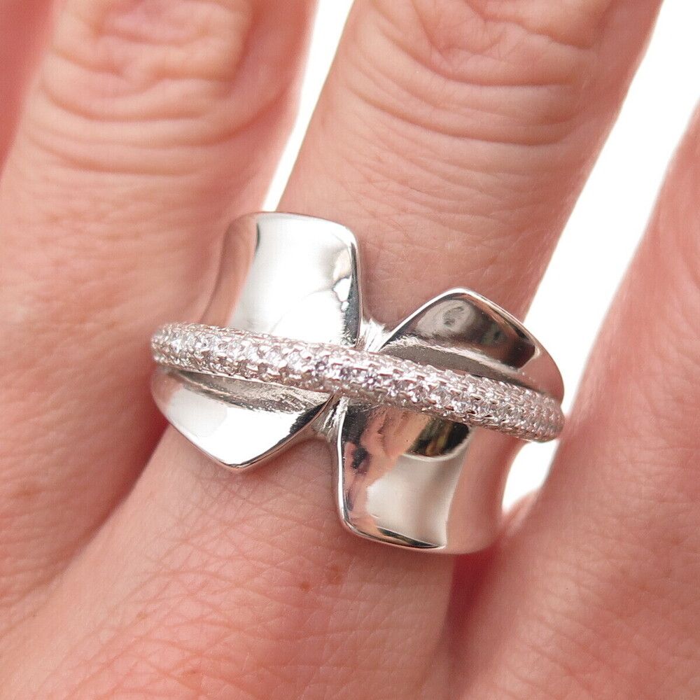 925 Sterling Silver Round-Cut C Z Modernist Ring Size 8.25